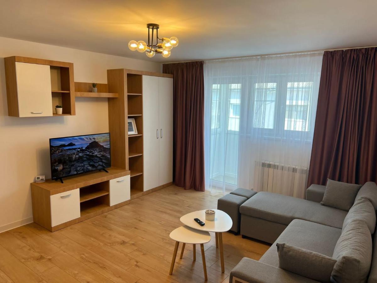 Sunny Apartment In Suczawa Zewnętrze zdjęcie